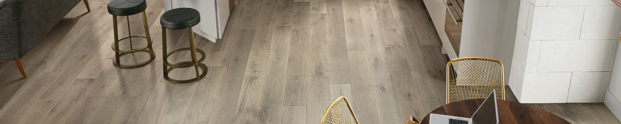 Services TCS Flooring and Design, LLC in Huntsville, TX